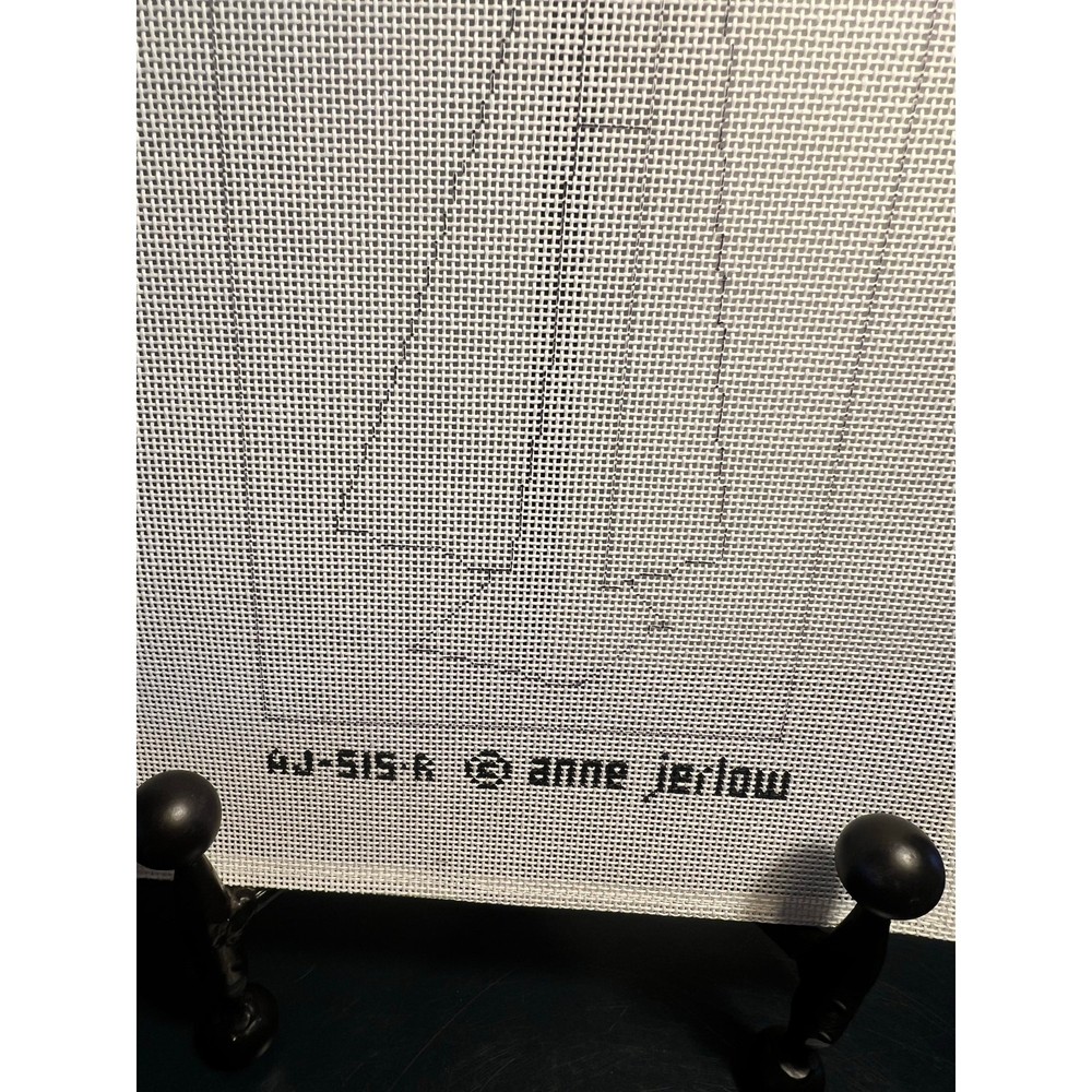 Anne Jerlow Hand Painted Needlepoint Canvas AJ-515-R Pattern