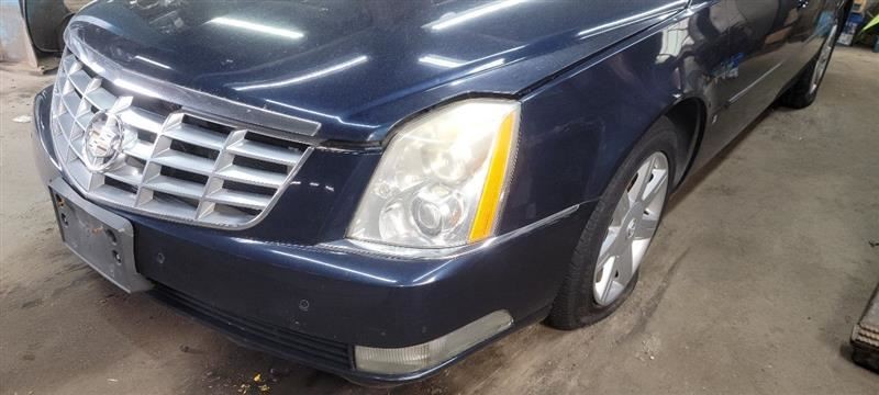 06 Cadillac DTS Console Front Floor