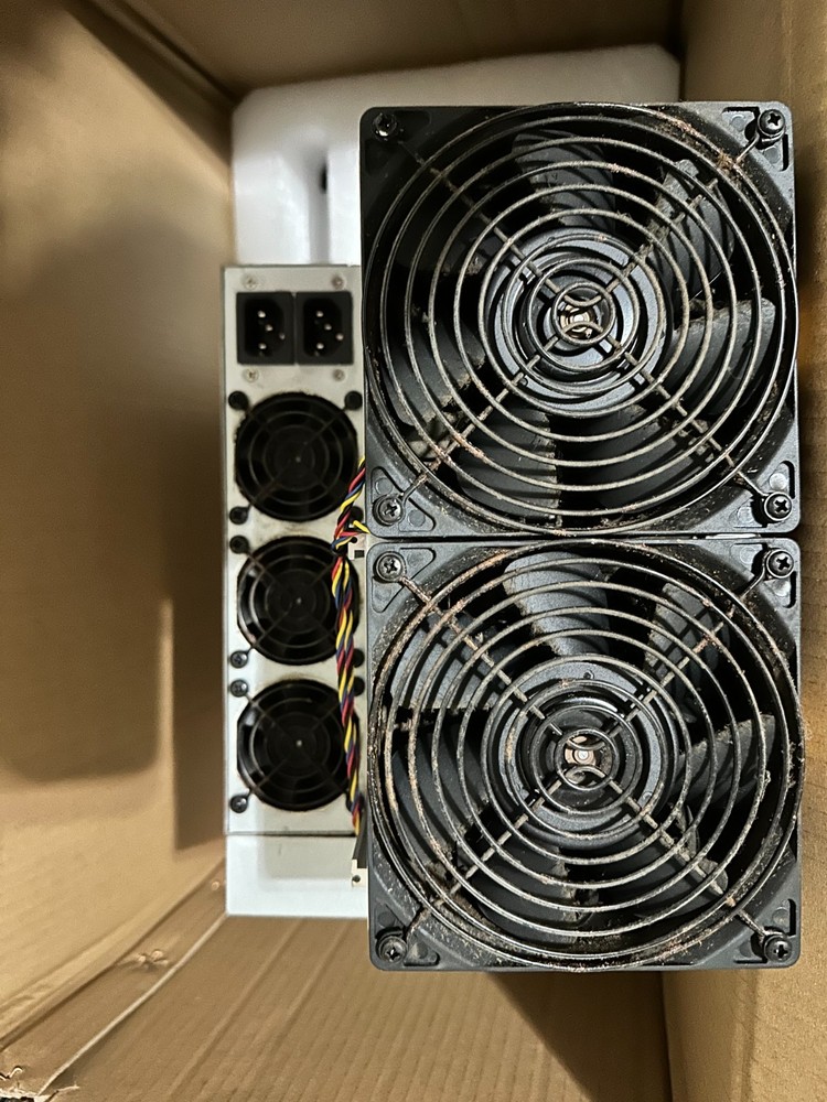 Antminer S19 . ASIC 90TH