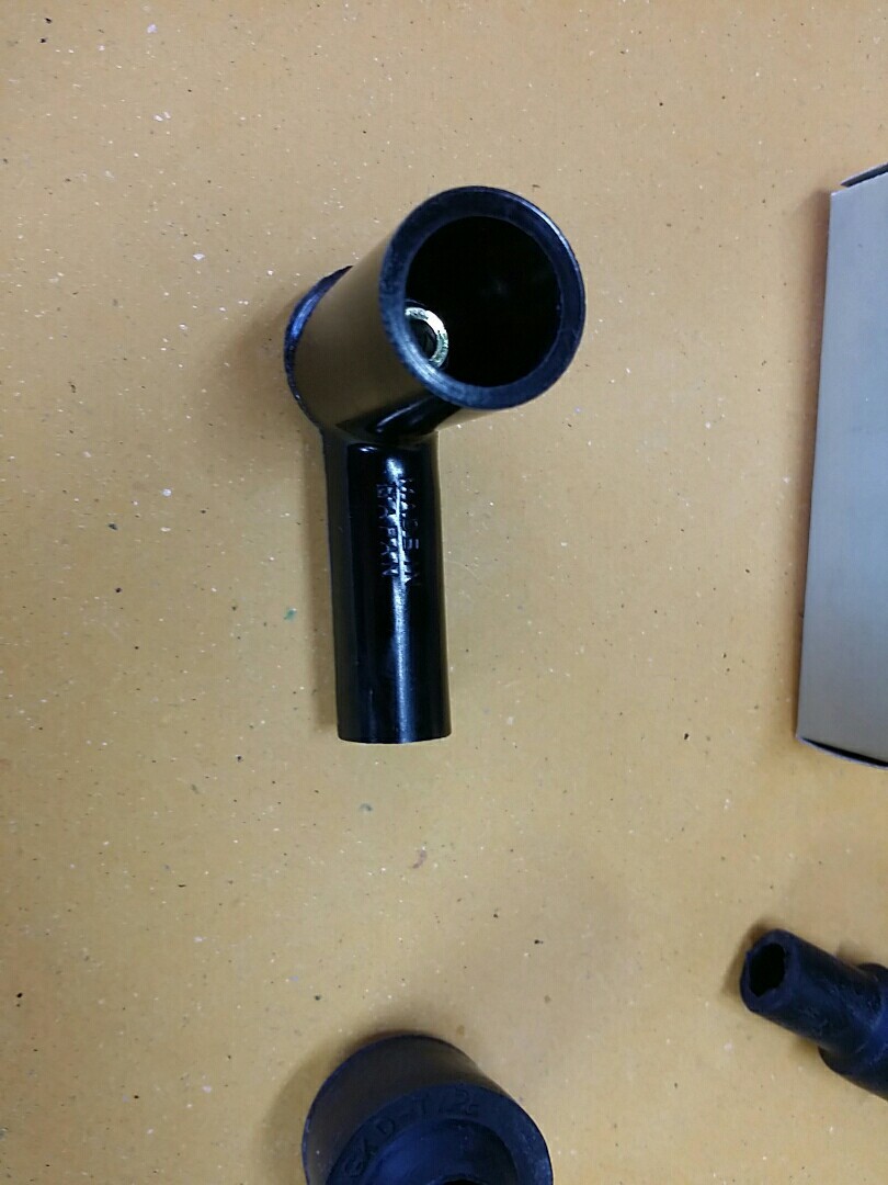 HONDA SPARK PLUG CAP FOR C70 CL70 CT70 CT90 S90 Z50 SL70 S65 CL90 CL100 CB (#66)