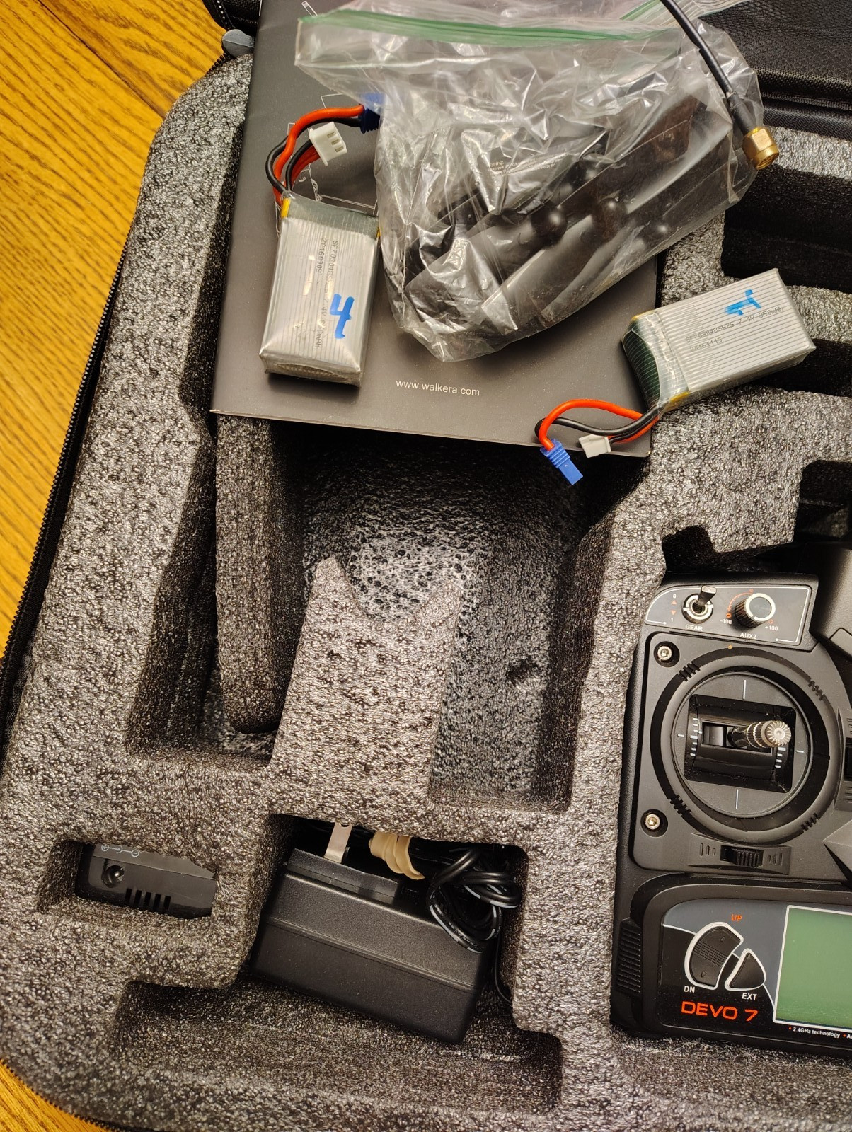 Walkera Controller, with case & extra blades (for a Rodeo 150 drone)