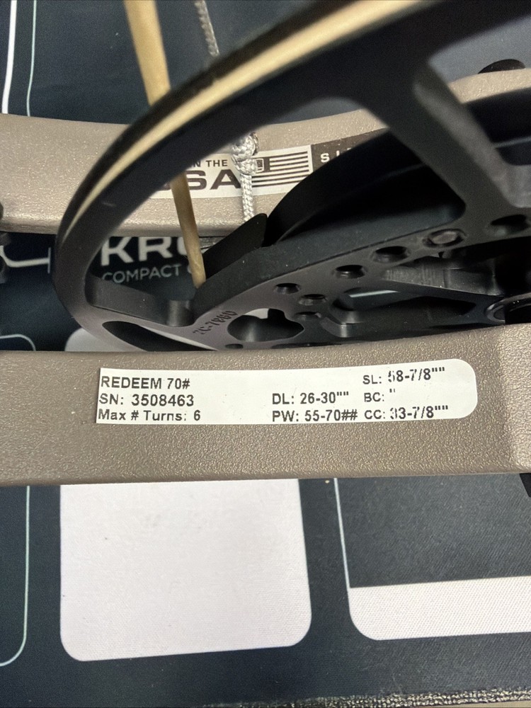 Bear Redeem compound bow Loaded 70#