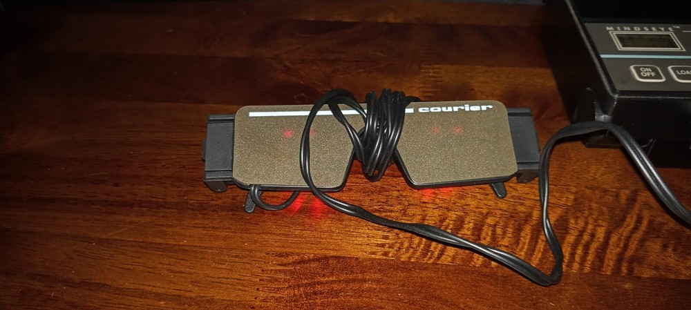 1990 Mindeye Courier Machine