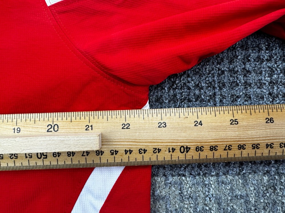 Under Armour Red Full Zip Jacket Size M White Stripes Performance Activewear