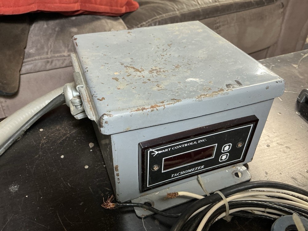 Dart Controls, Tachometer, DM8000 With Enclosure