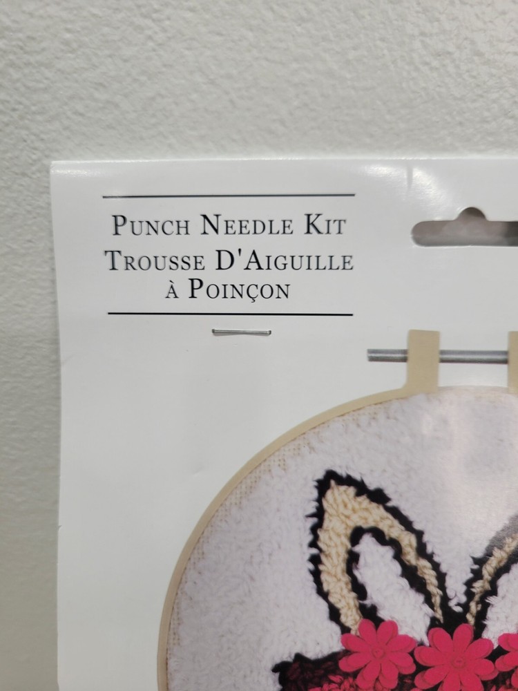 Loops & Threads Punch Needle Kit Bunny Glamourous Famous NEW