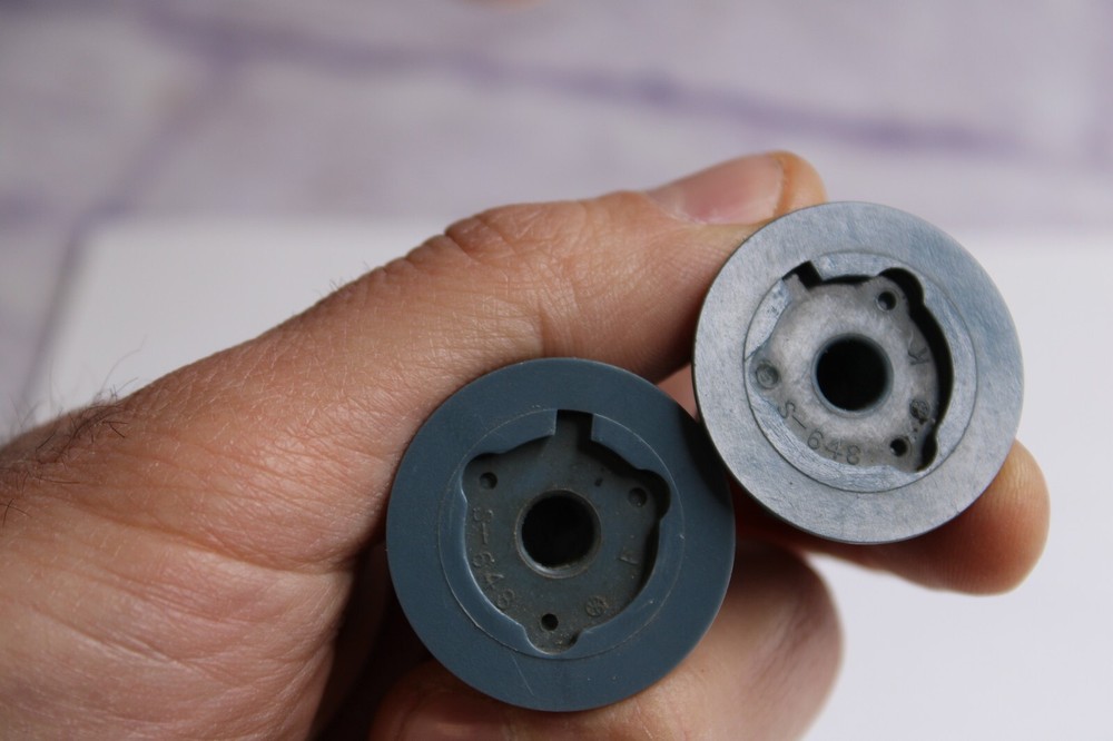 👀Vintage 1960's Precision Electronics - GRAY Bakelite Knobs 1-1/4" (PAIR)