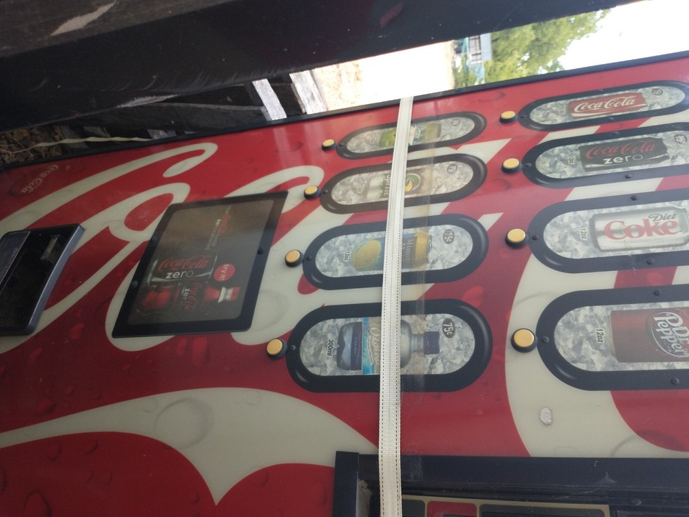 2 soda vending machine an one snack vending machine 1500$ obo