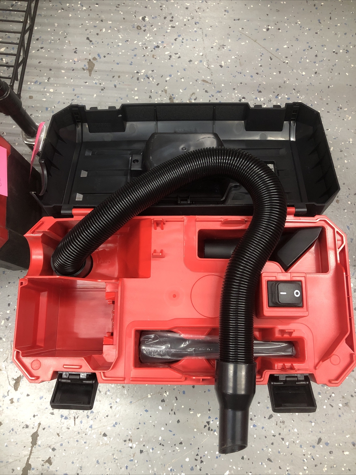 Milwaukee 0880-20 Wet/Dry Vacuum Cleaner