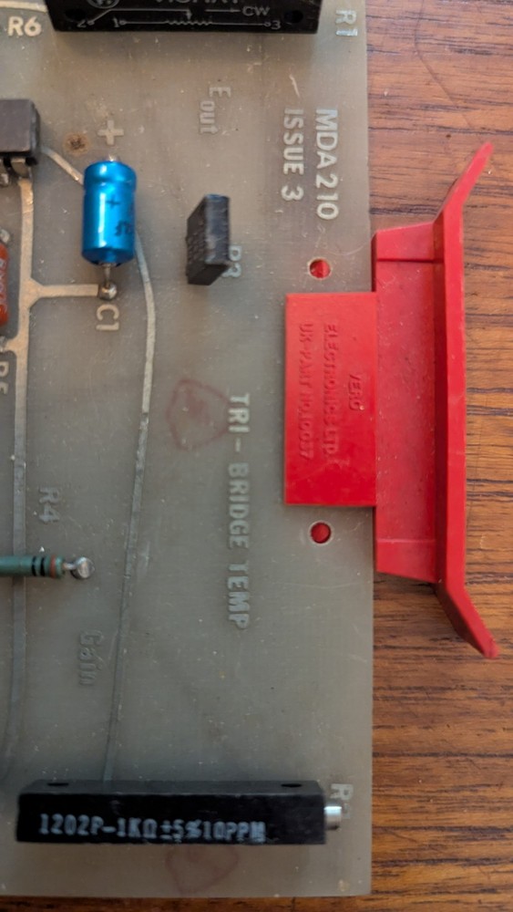 Vintage MDA210 ISSUE 3 TRI‑BRIDGE TEMP Precision Instrumentation Module