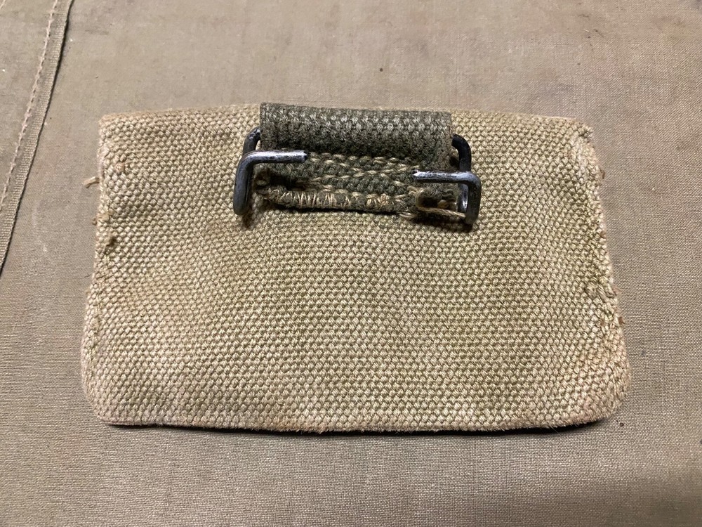 ORIGINAL WWII US ARMY INFANTRY M1942 FIRST AID CARLISLE BANDAGE CARRY BELT POUCH