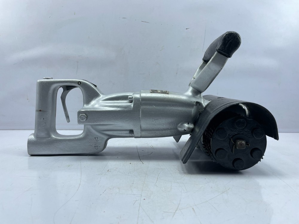 Aurand MP-12601 Pneumatic Deck Scaler Paint Rust Remove Surface Cleaning Tool