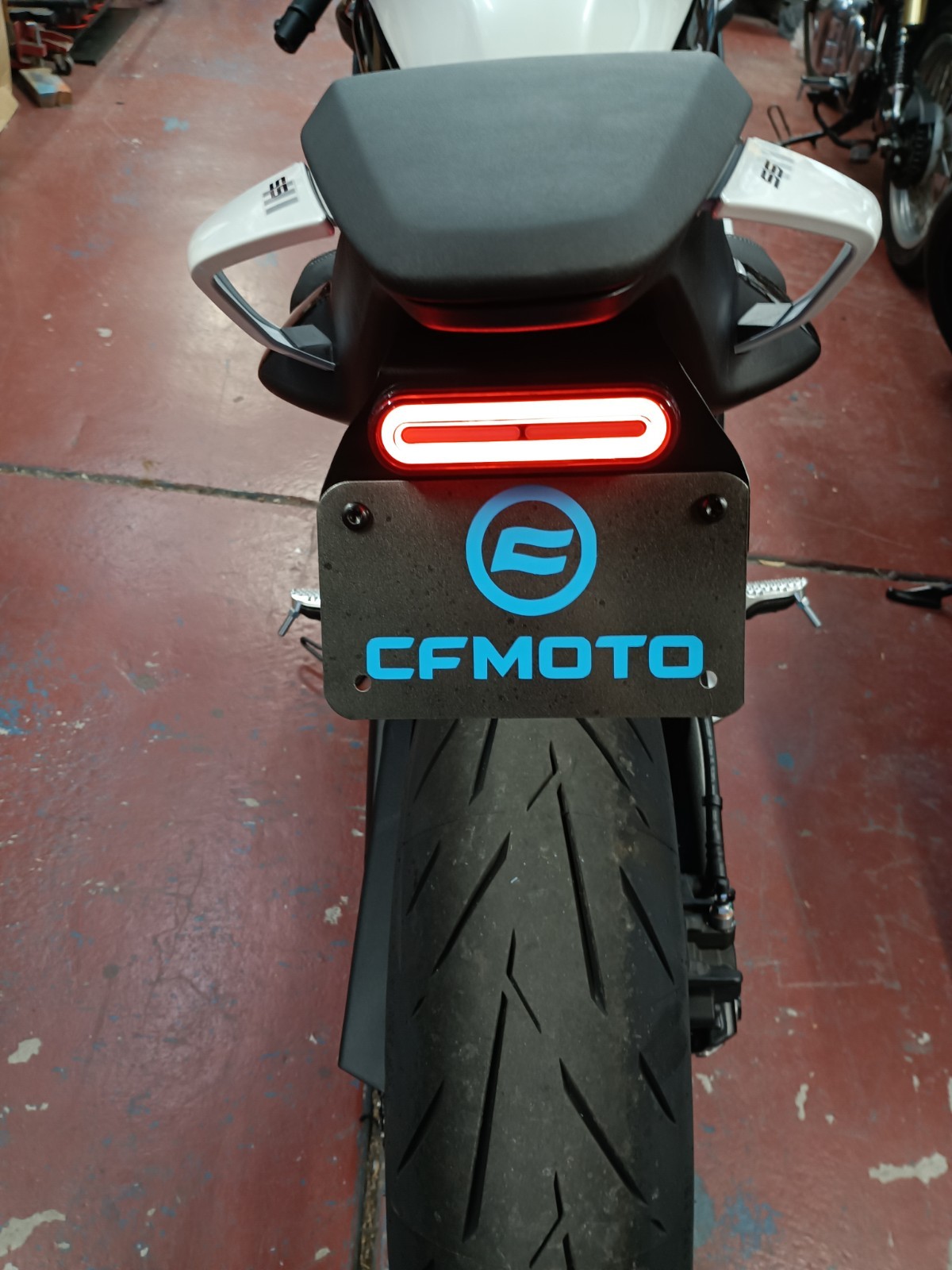 Cfmoto 675ss 675rs 675NK Tail Tidy Plate Relocator. Tail Light+Turn Signals