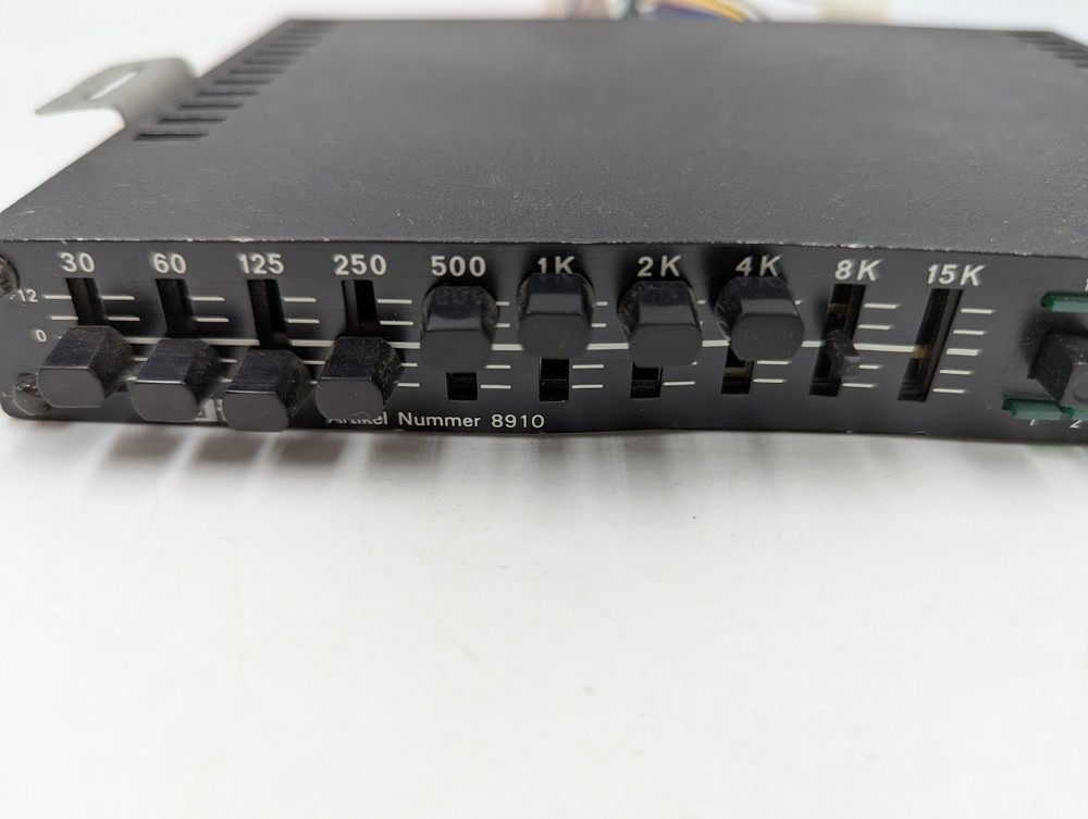 ELTA 8910 Graphic Equalizer - Untested