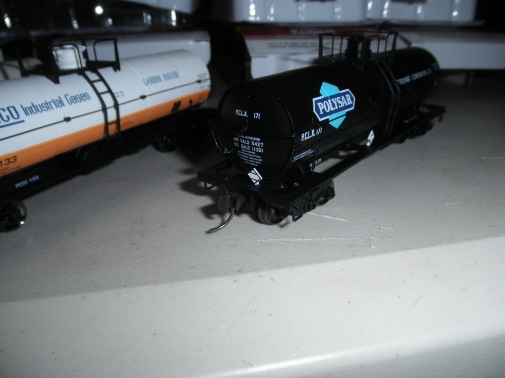 Polysar 11,000 gallon tank car # 171