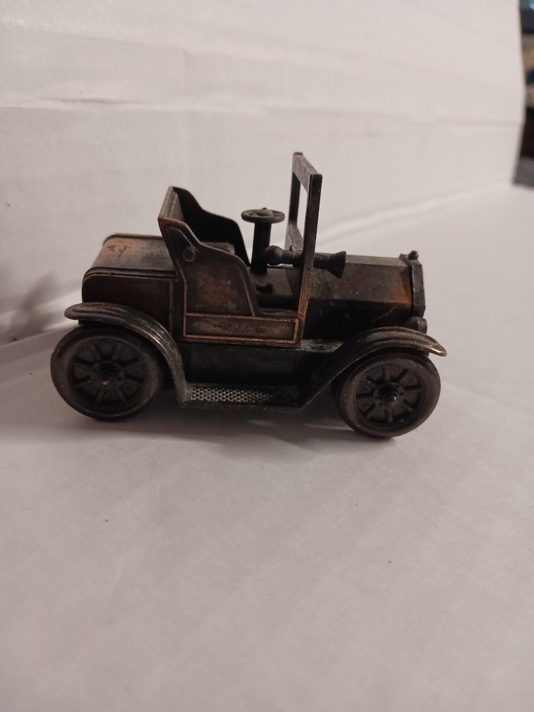 Die Cast 1917 Model T Car Pencil Sharpener. Solid Piece Vtg
