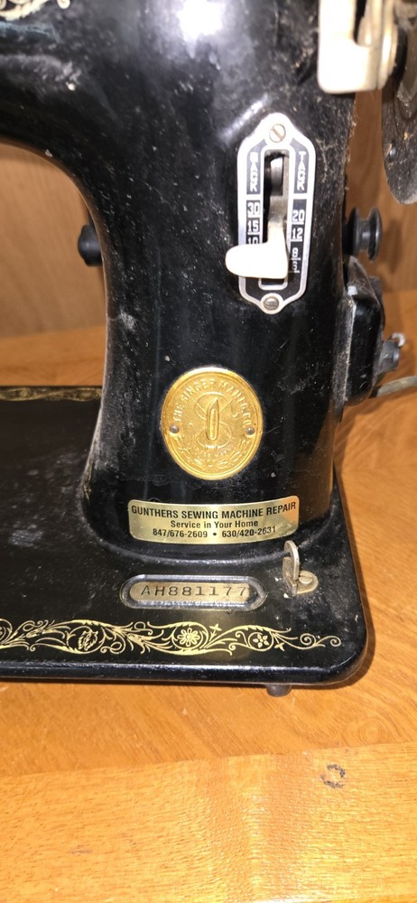 Vintage Singer Simanco 21 Sewing Machine Black Gold UNTESTED