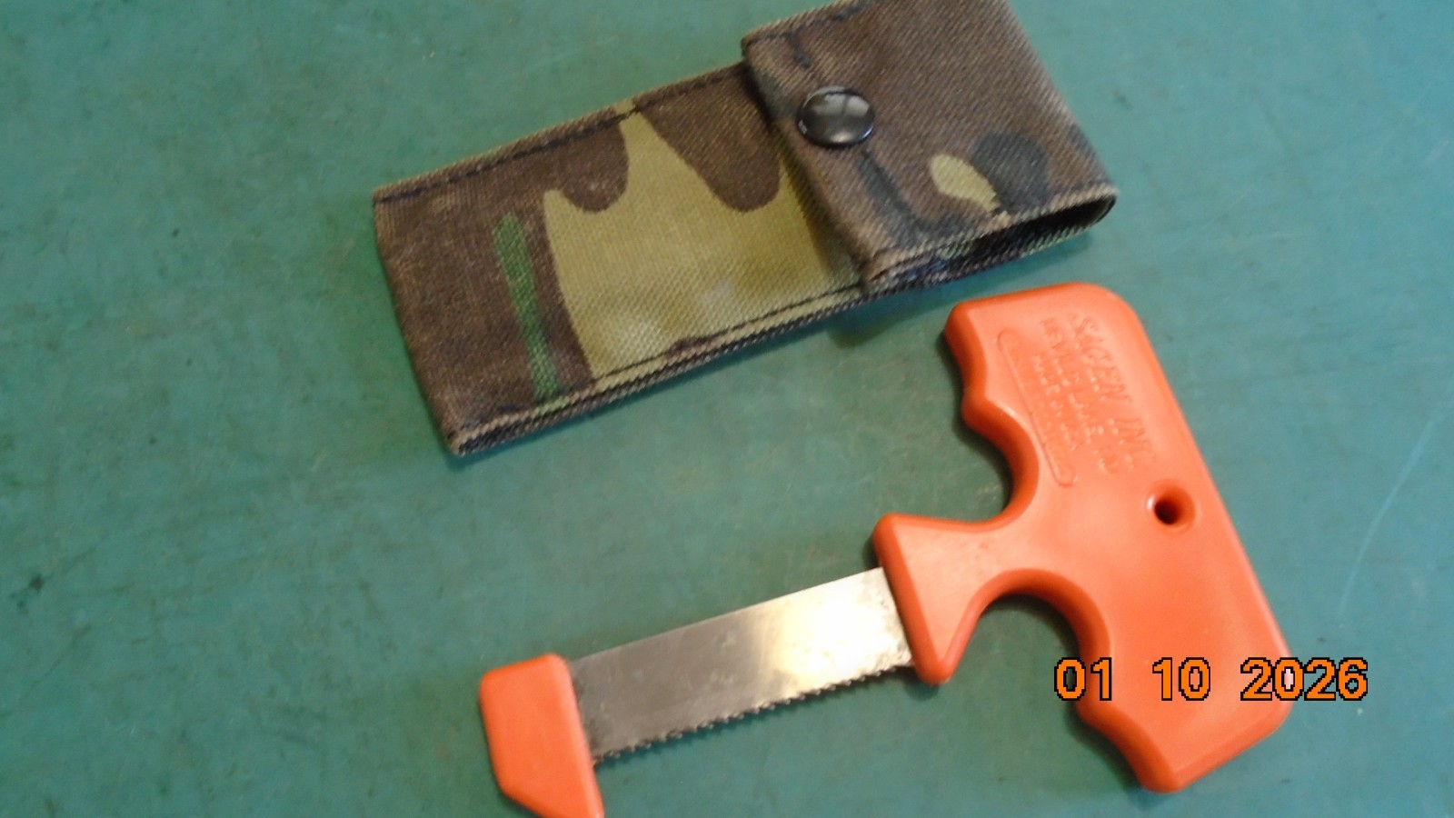 Vintage Sagen Inc. Hunting Bone Saw Rib Splitter Saw USA Camo Nylon Sheath