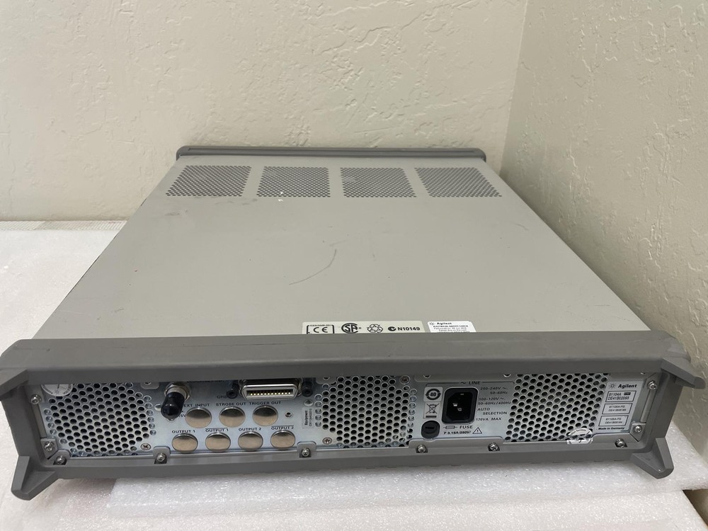 AGILENT 81104A PULSE PATTERN GENERATOR