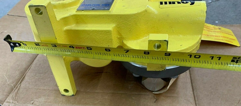 MRoy RA11724FRSEM2NW Metering Pump