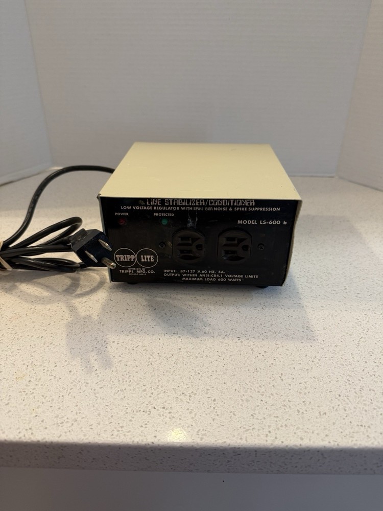 Tripp Lite Line Stabilizer / Conditioner LS-600 b / Two Outlet - Tested