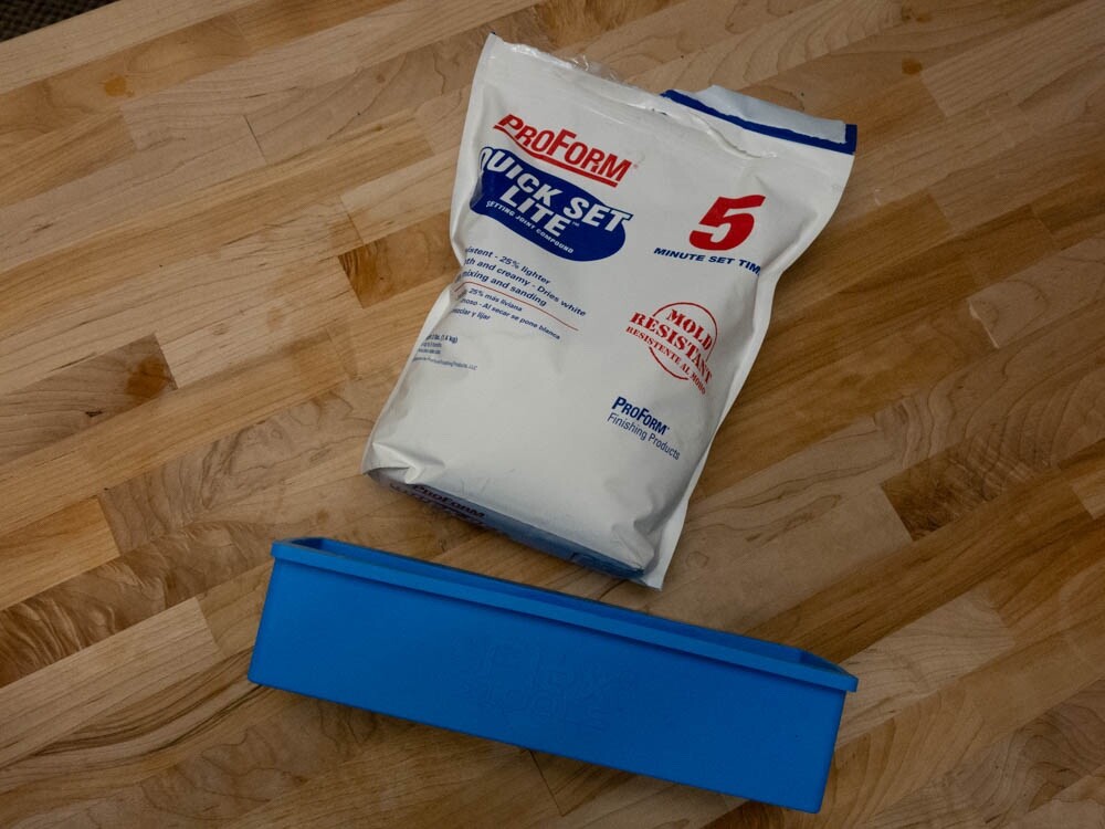 MUDFLEXTOOLS 10.5” Ez Clean Flexible Drywall Mud Pan Soft Silicone Non Stick
