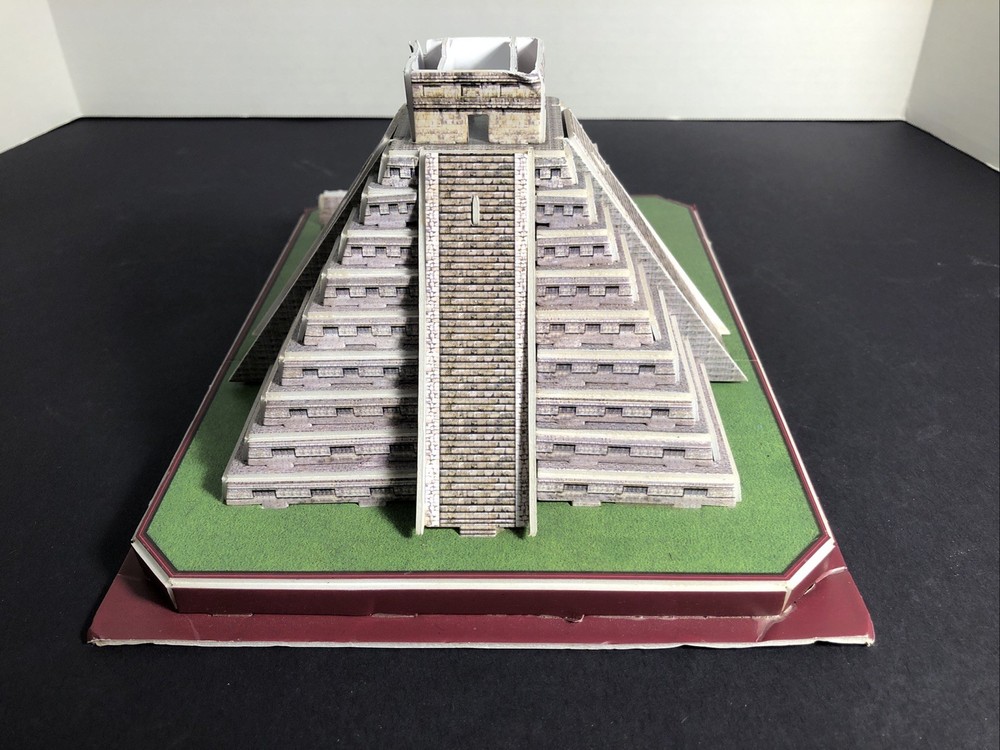 Maya Pyramid World’s Greatest Architecture 3 D Puzzle Replica