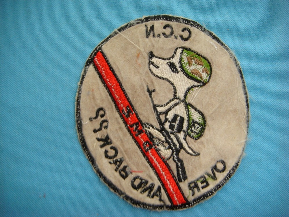 VIETNAM WAR PATCH, US 5th SFGp CCN " DMZ OVER AND BACK ?? "