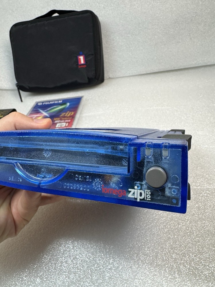 Iomega Zip 100 USB External Drive Bundle – Z100USB – Mac & PC - MINT!!!!!