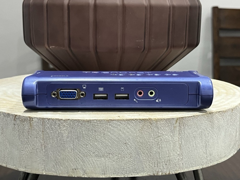 TRENDnet TK-409K 4-Port USB KVM Switch Kit with Audio - Untested