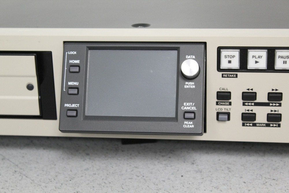 Tascam HS-8 8 Channel Solid State Rack Mounted Multi-Track Audio Recorder