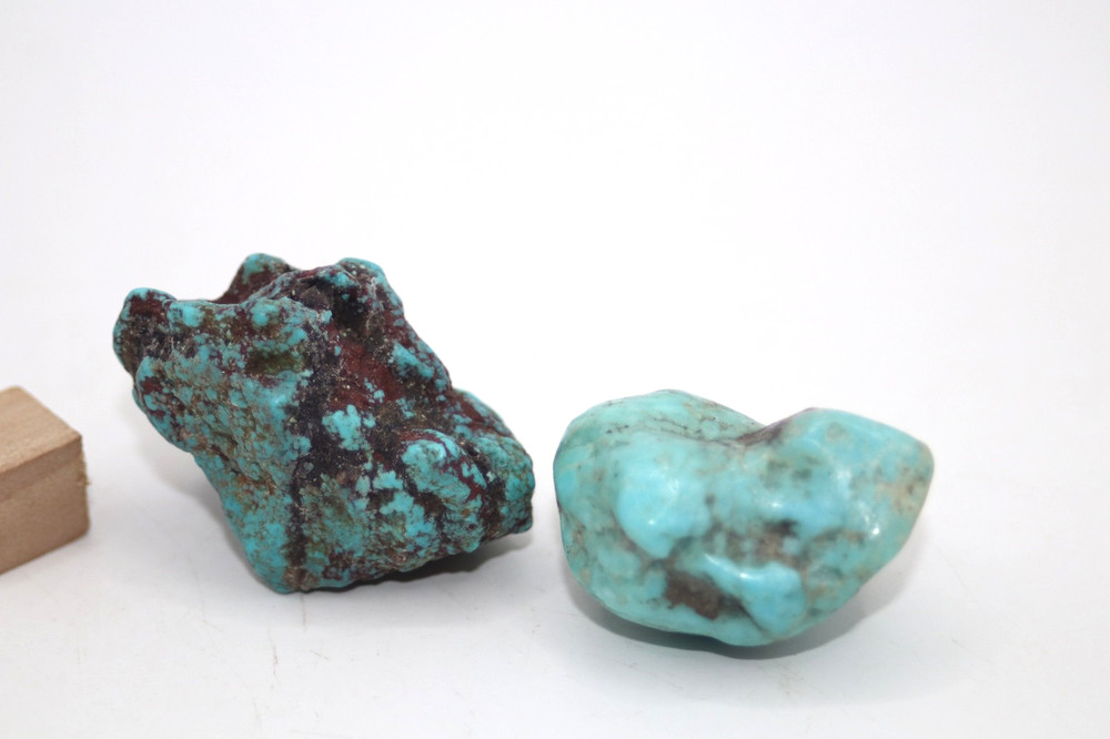 Arizona Turquoise Rough- 35.05 grams. stabilized.