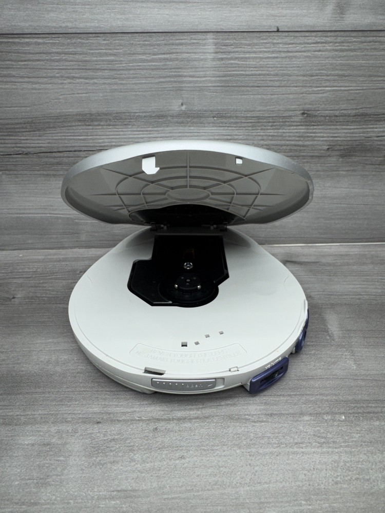 RCA RP-2400 Personal CD Player Tested Working Portable 2002 Compact Disc Player
