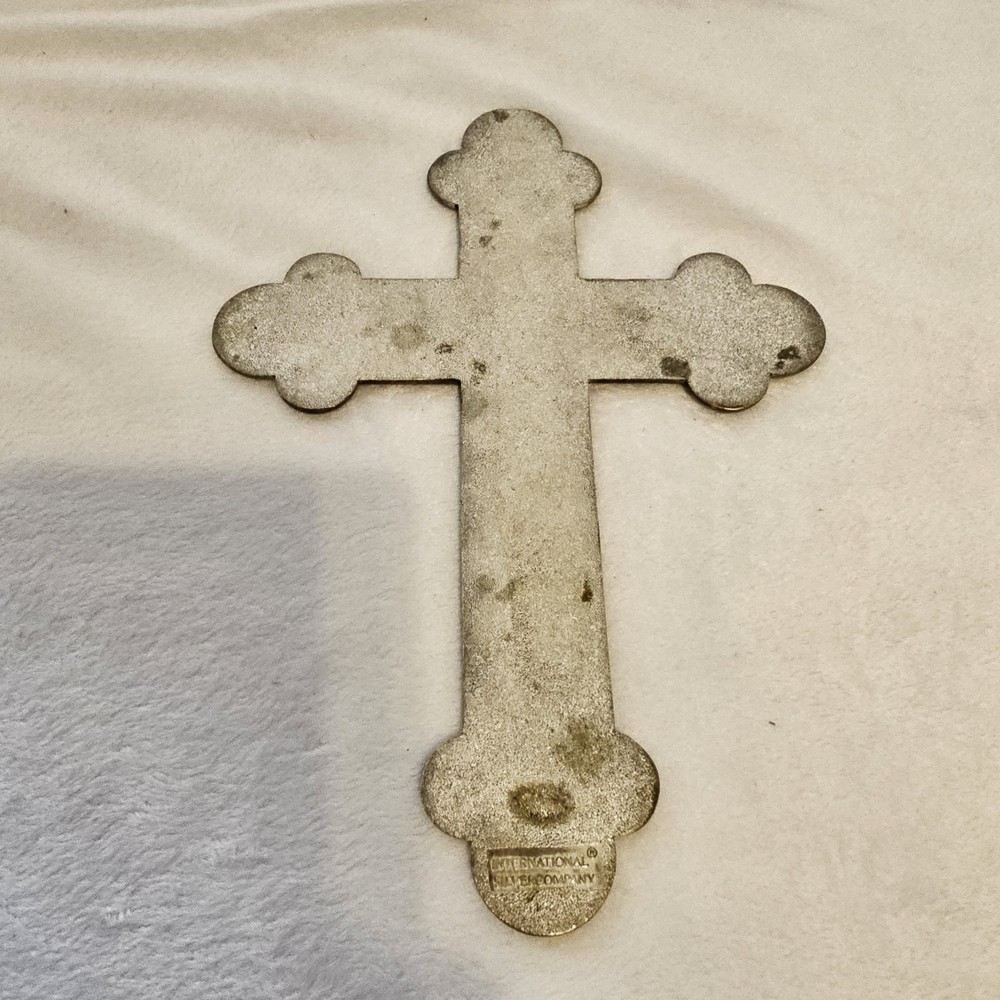 International Silver Company Cross 8.5 Inches Tall. Silver Tone.