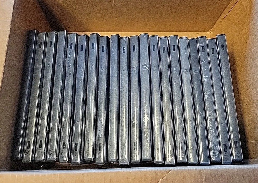 20 Empty Black DVD Cases