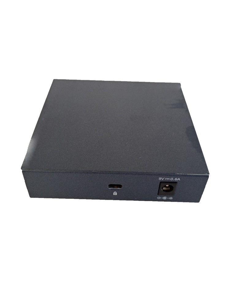 TP-LINK Technologies TP-Link (TL-SG105) 5-Ports External Switch