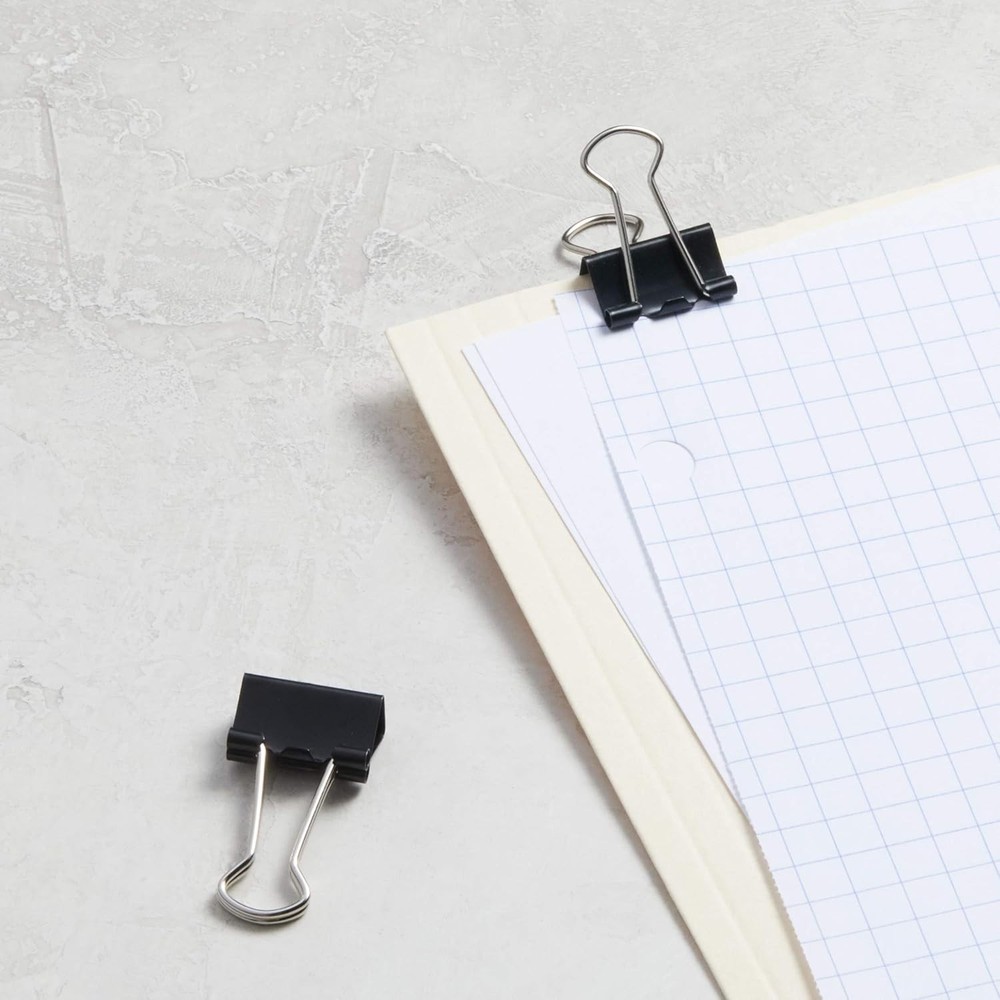 Amazon Basics Sturdy Binder Clips, Office Supplies, Small 0.75 in, Document
