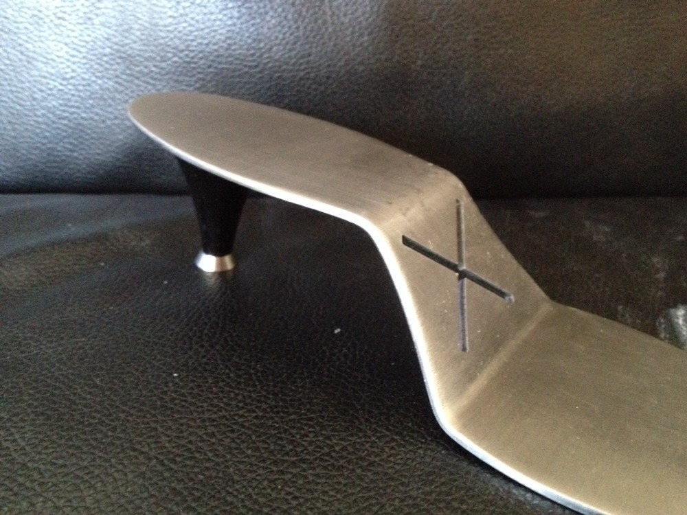 Cake Server Shapped . Sassy!