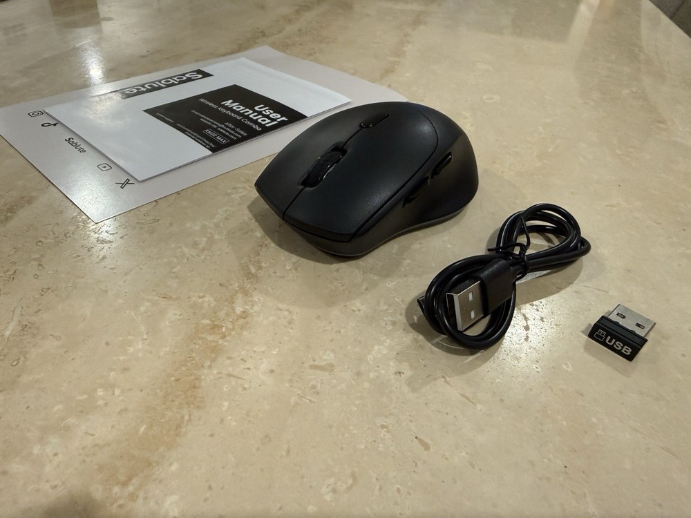 Sablute KM22 MAX Wireless Backlit Keyboard & Mouse Combo for Mac or PC - Black.