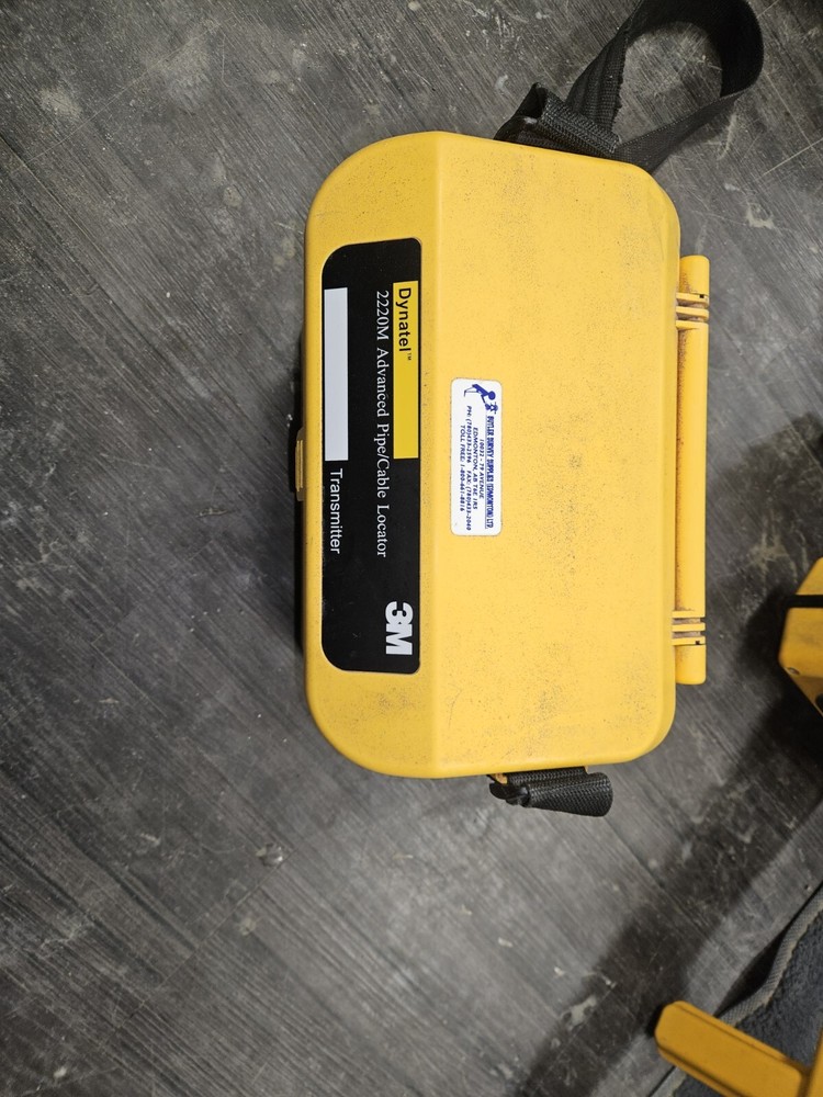 3M Dynatel Advanced Pipe/ Cable Locator 2220M