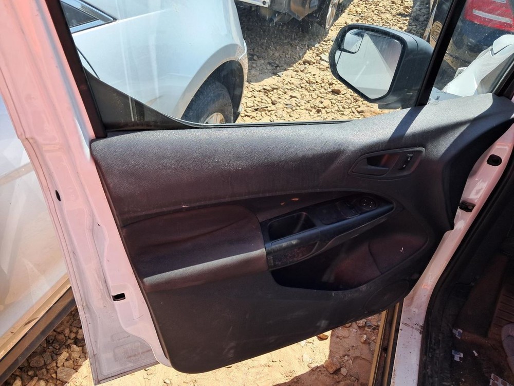 TRANSCNCT 2017 Glove Box 4783078