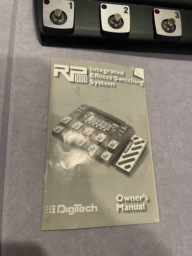 DIGITECH RP1000 MULTI EFFECTS GUITAR PEDAL IN BOX COMPLETE