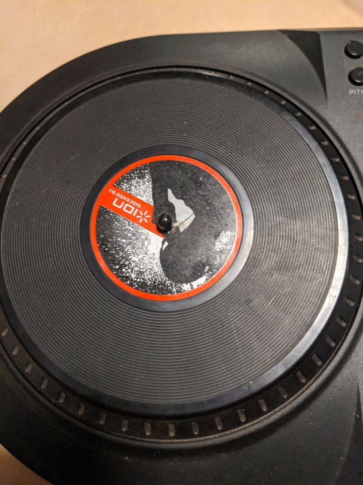 Ion Discover DJ Computer DJ System Dual Turntable USB Controller Scratch MP3s