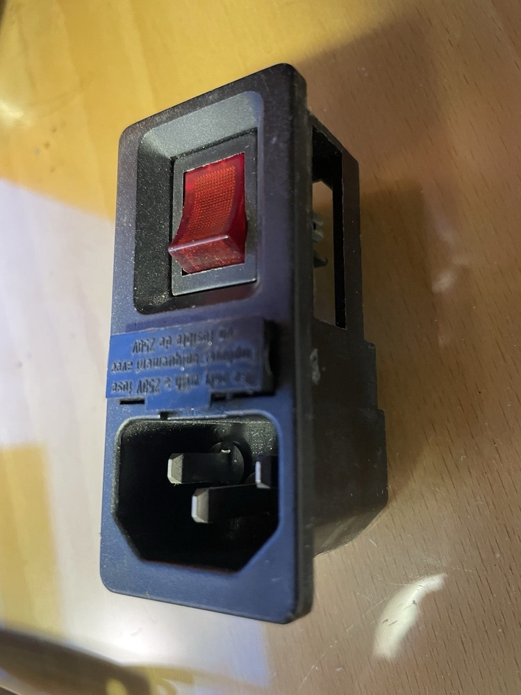 Power Socket with Fuse and Switch 3 Pin  USA Plug