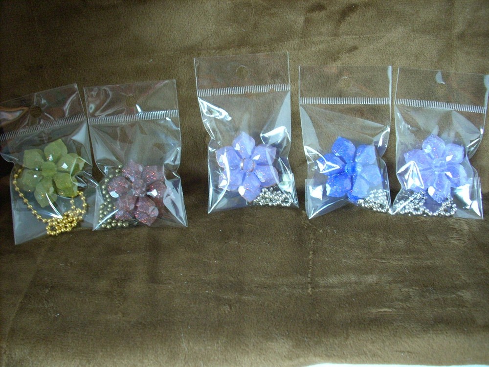 Resin Fan Pulls in Flowers