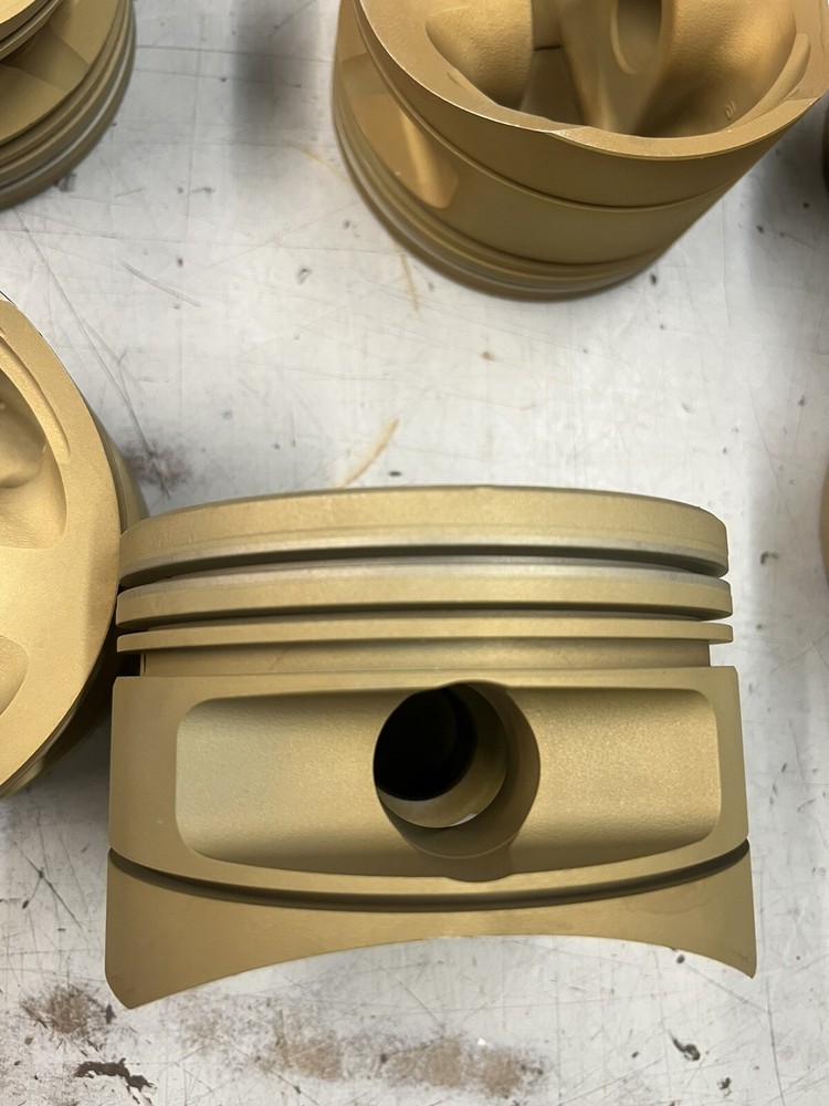 Continental 550 Piston P/N 654857