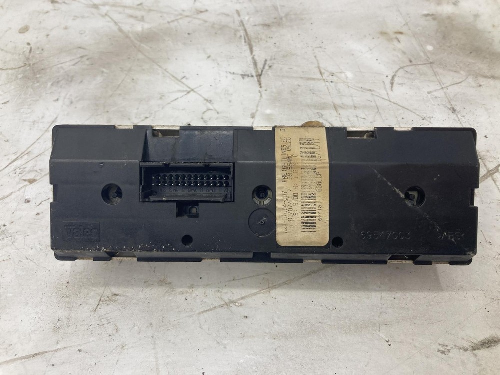 Freightliner M2 106 Heater A/C Temperature Controls - Used