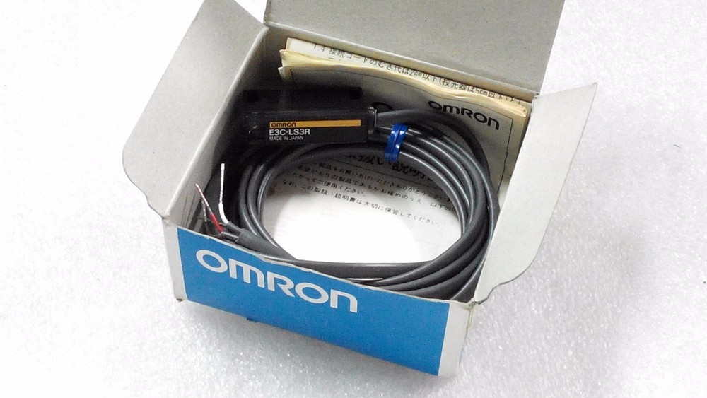 OMRON E3C-LS3R SENSOR (2pcs 1lot )