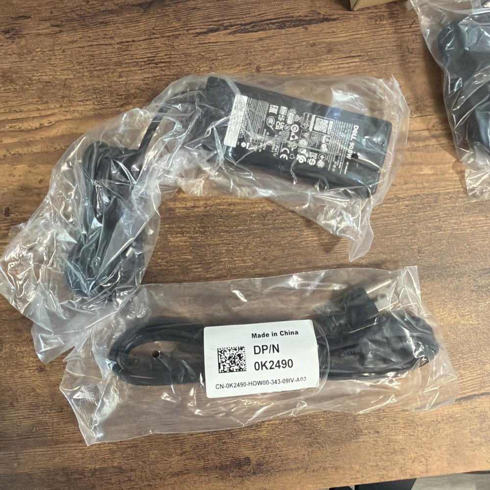 Brand New Computer Bundle 2 Keyboards, Computer Mouse, Cables, Accessories Mic