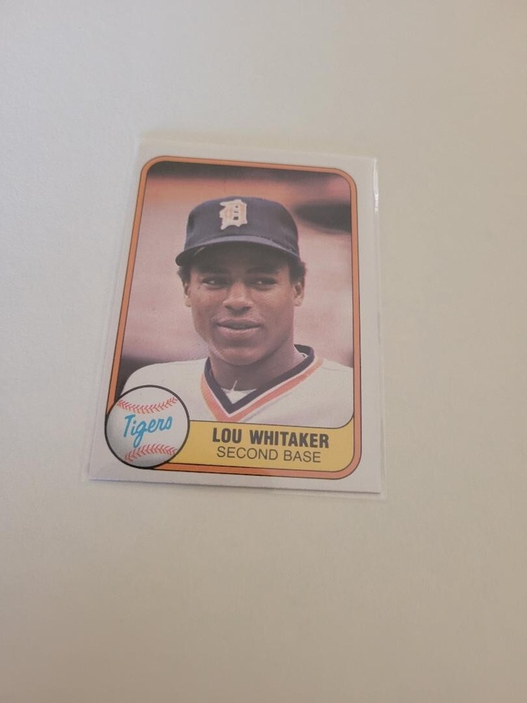 !!!   LOU WHITAKER  FLEER  VINTAGE   BASEBALL CARD (EX) $$
